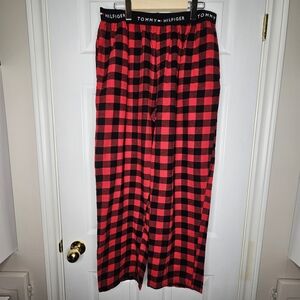 NWOT Tommy Hilfiger Women's Buffalo Plaid Lounge Pants Red Black Size L